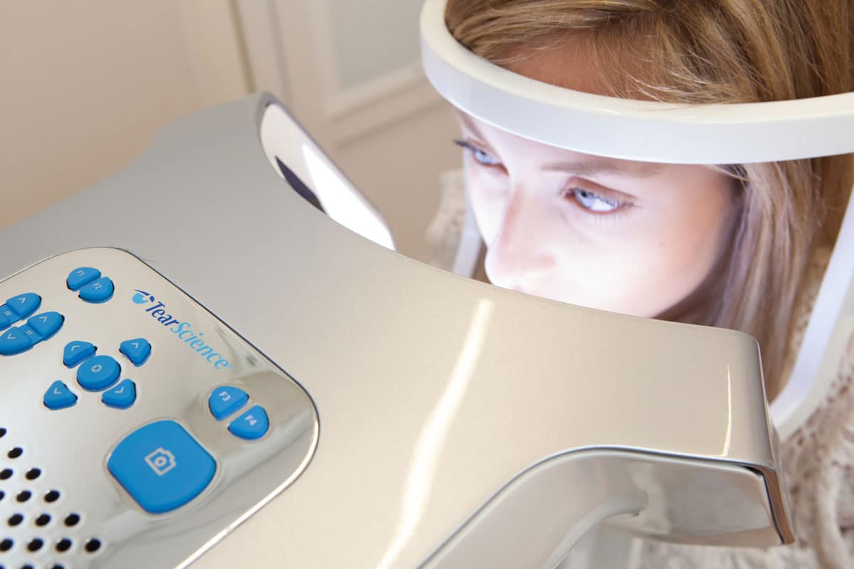 La visita oculistica di che si tratta CAMO Centro Ambrosiano Oftalmico